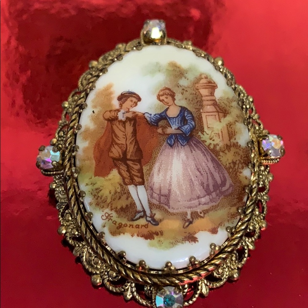 #478 Vintage Brooch